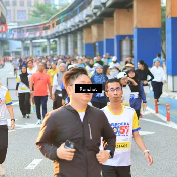 Runner Photo 4887055