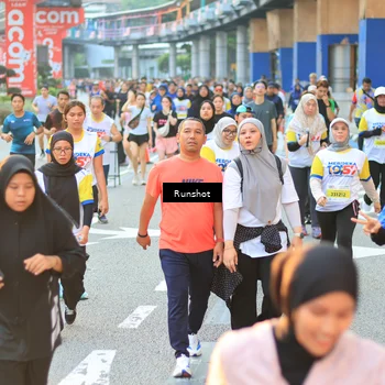 Runner Photo 4887216