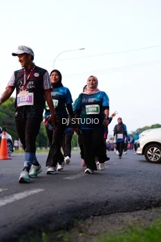 Runner Photo 4887236