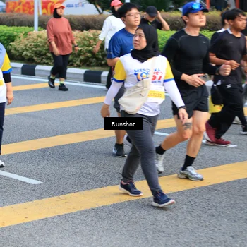 Runner Photo 4887308
