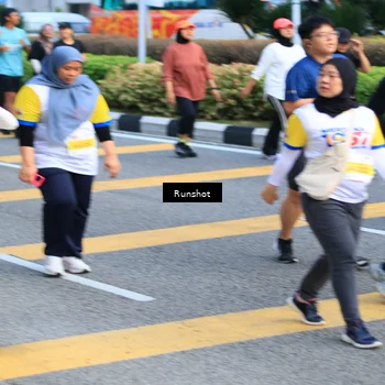 Runner Photo 4887347