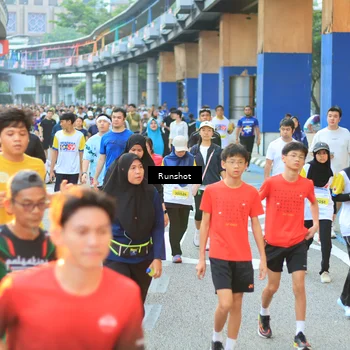 Runner Photo 4887414