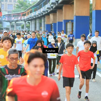Runner Photo 4887423