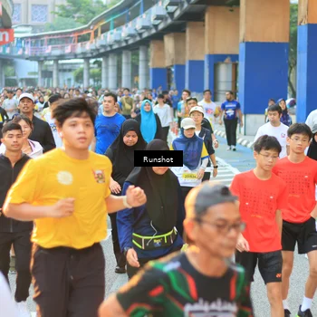 Runner Photo 4887473