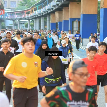 Runner Photo 4887505