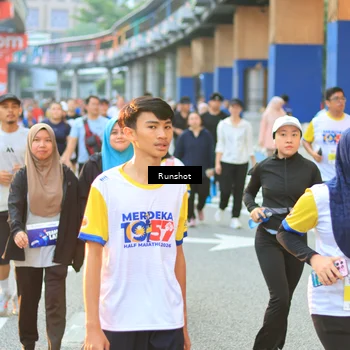 Runner Photo 4887583