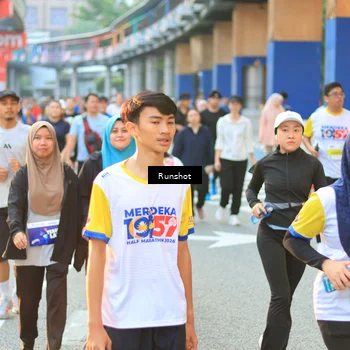 Runner Photo 4887586