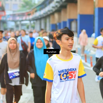 Runner Photo 4887613