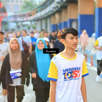Runner Photo 4887616