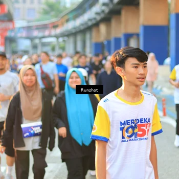 Runner Photo 4887633