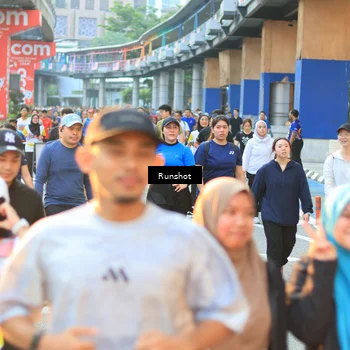Runner Photo 4887673