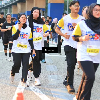 Runner Photo 4887806