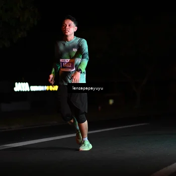 Runner Photo 4887876