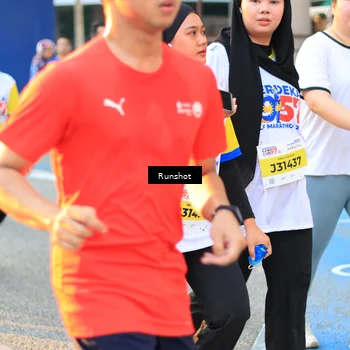 Runner Photo 4887908