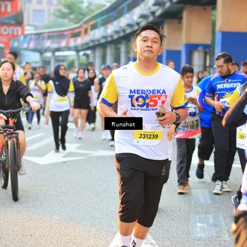 Runner Photo 4887988