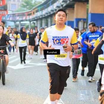 Runner Photo 4887992