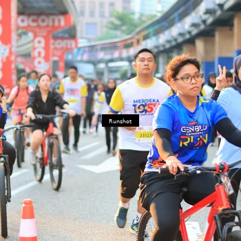 Runner Photo 4888009