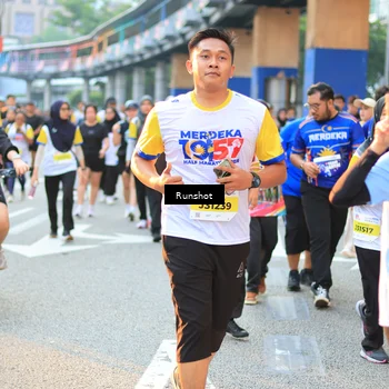 Runner Photo 4888019