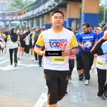 Runner Photo 4888049
