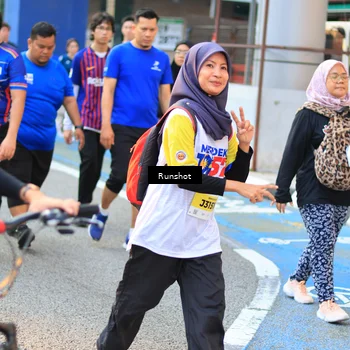 Runner Photo 4888059
