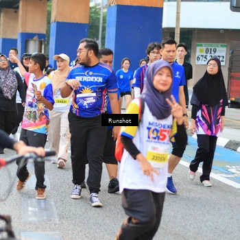 Runner Photo 4888068