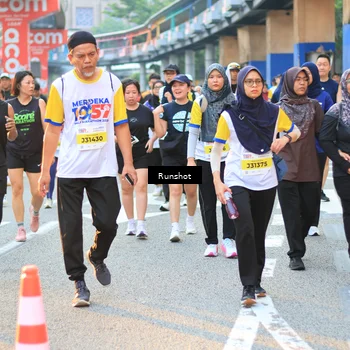 Runner Photo 4888093