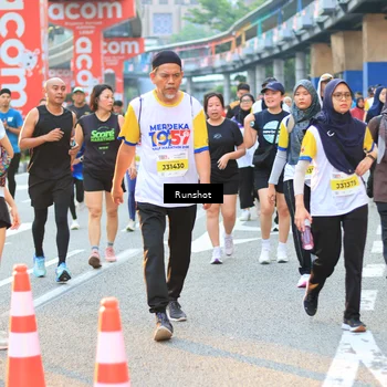 Runner Photo 4888096