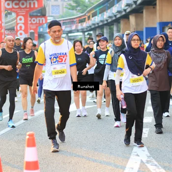Runner Photo 4888105