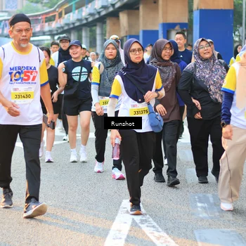 Runner Photo 4888113