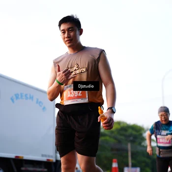 Runner Photo 4888116