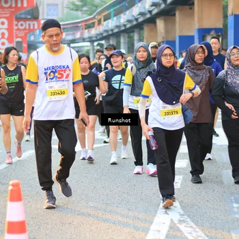 Runner Photo 4888117