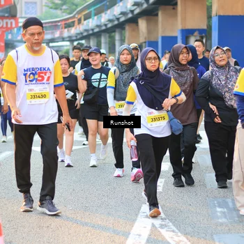Runner Photo 4888119