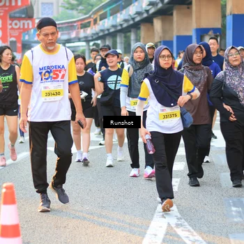 Runner Photo 4888126
