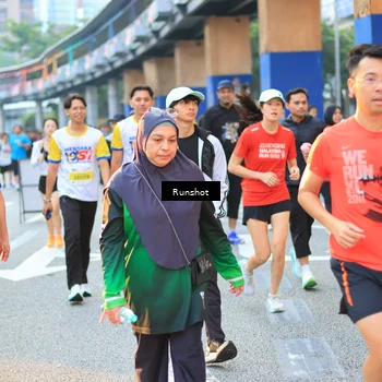 Runner Photo 4888171