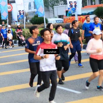 Runner Photo 4888186