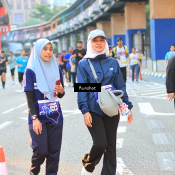 Runner Photo 4888193
