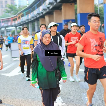 Runner Photo 4888196