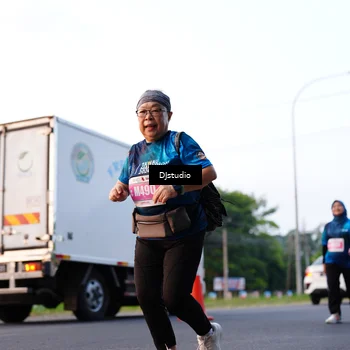 Runner Photo 4888235