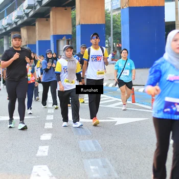 Runner Photo 4888243