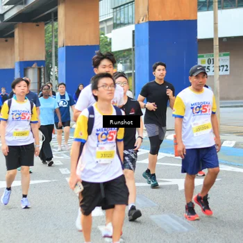 Runner Photo 4888256