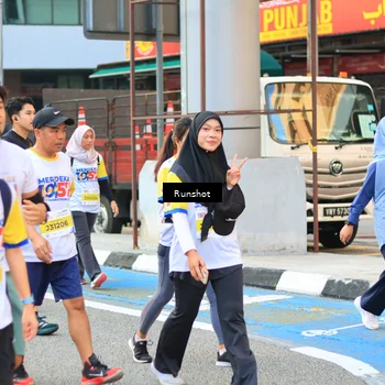 Runner Photo 4888281