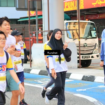 Runner Photo 4888293