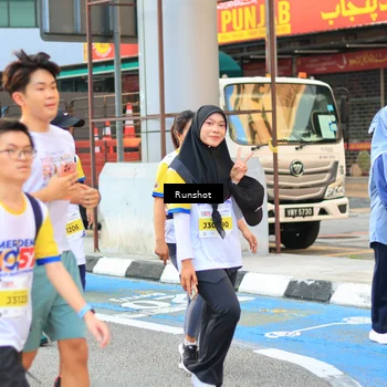 Runner Photo 4888296
