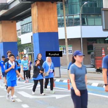 Runner Photo 4888323
