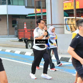 Runner Photo 4888330