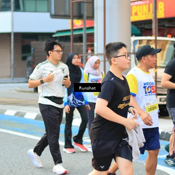 Runner Photo 4888340