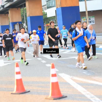 Runner Photo 4888359