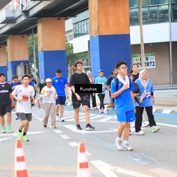 Runner Photo 4888372