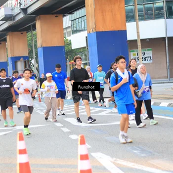 Runner Photo 4888405