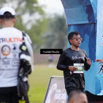 Runner Photo 4888485